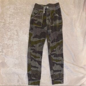 Cat & Jack size S 6/6x girls Joggers.